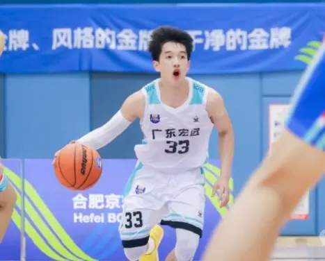 黄明依缺阵, 出现了, 第二阵容则