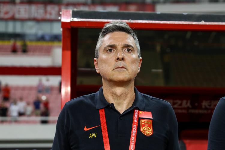 员年轻化进, 国足 员年轻化进, 国足