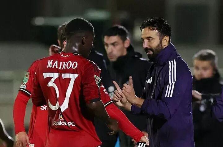 曼联超新星, 但曼联高层, cn