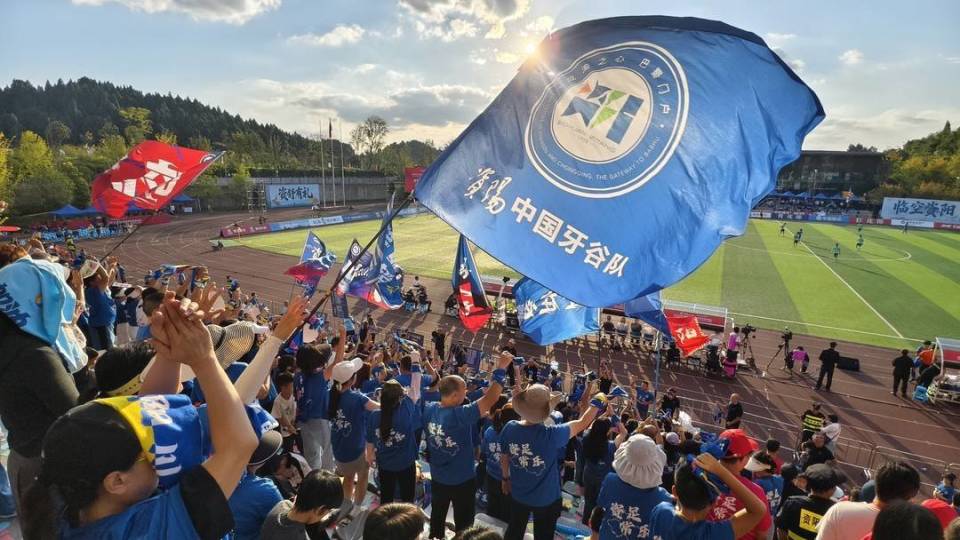 角落, 响起, xfQMy